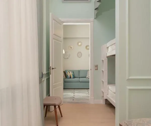 Kate's In Old Апартаменты *